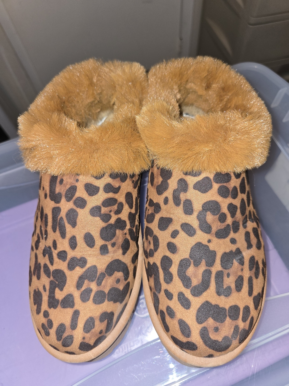 BAMBOO Leopard Print Faux Fur Trim Women's Slip-On Clog Slippers